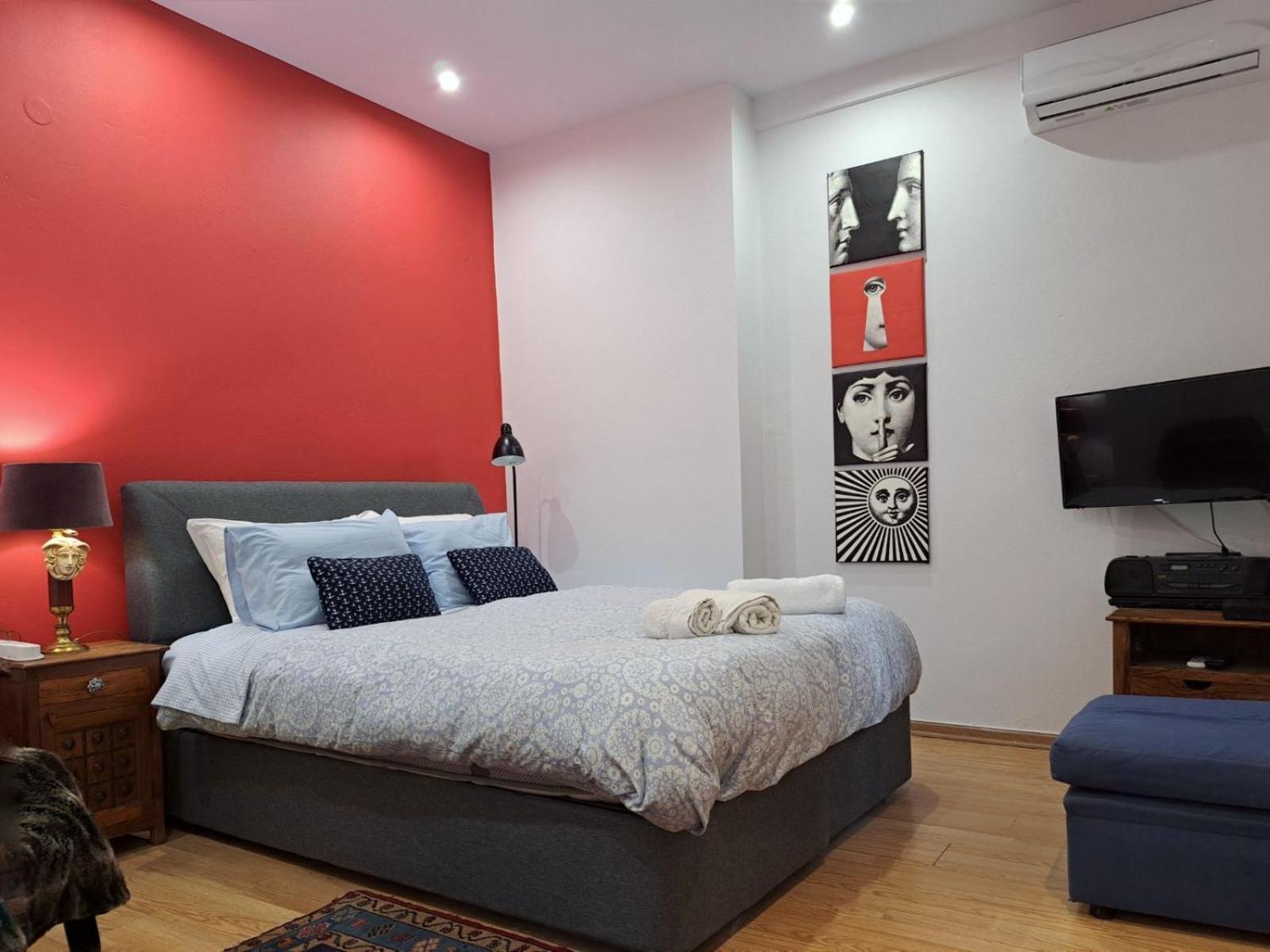 Grand Blue Suite Di Giorgio 10Min From Piraeus Port Exterior photo