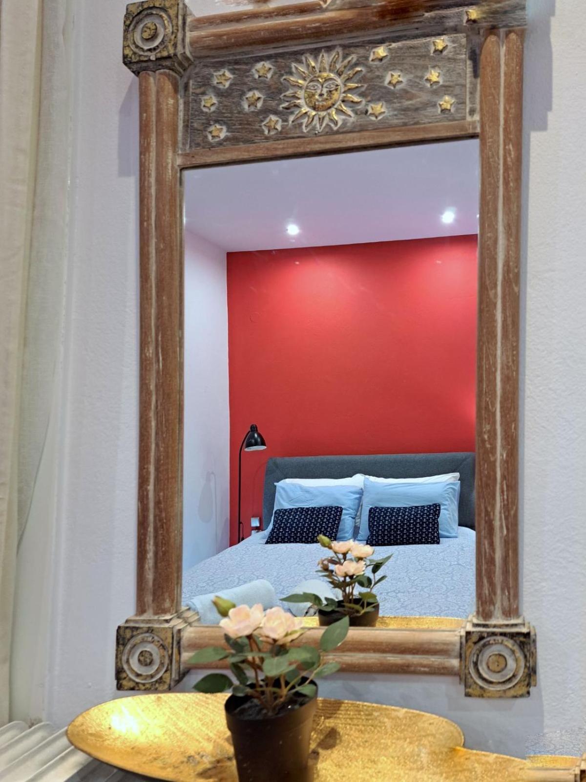 Grand Blue Suite Di Giorgio 10Min From Piraeus Port Exterior photo