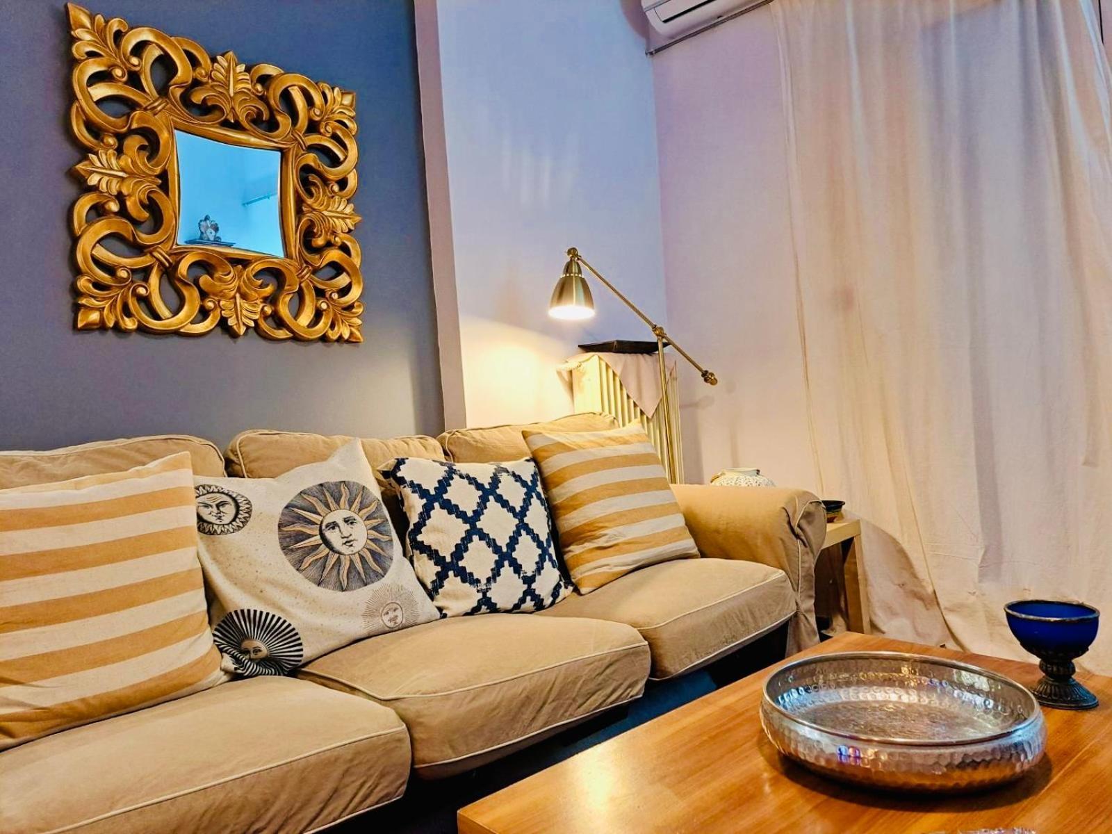 Grand Blue Suite Di Giorgio 10Min From Piraeus Port Exterior photo